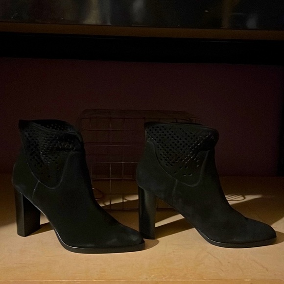 Diane Von Furstenberg | Suede Ankle Bootie | Mesh Design | in Black - Picture 4 of 13